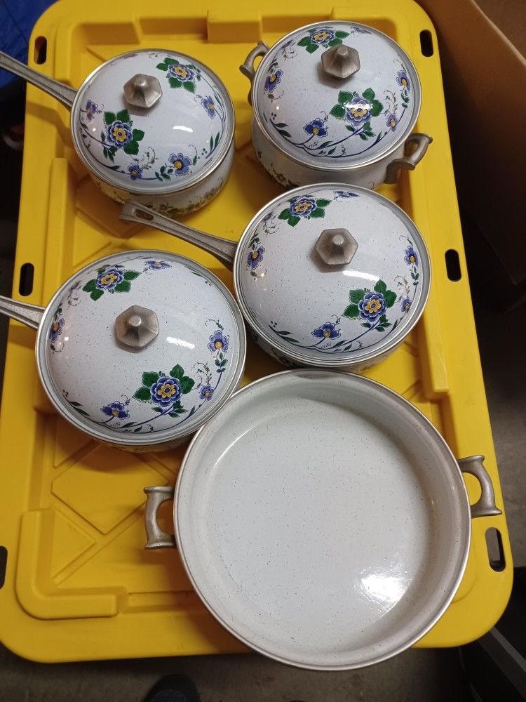 Vintage ASTA Cookware 