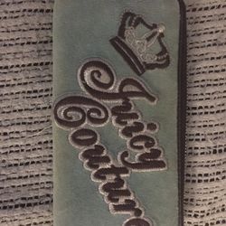Lnew In bordered juicy couture wallet very nice only $20 firm