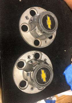 Chevy caps