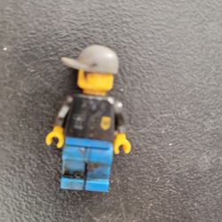 Legos 5 Dollars Each Over 100 People