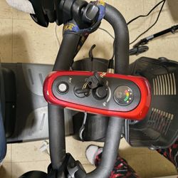 GOOD SCOOTER IN GOOD CONDITION 