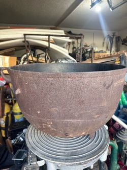 Antique  Caldron large size