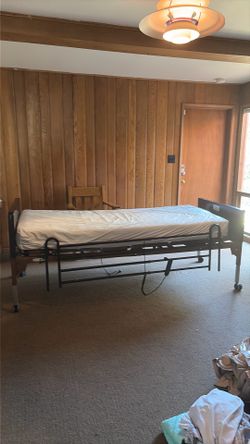 Home hospital bed good condition