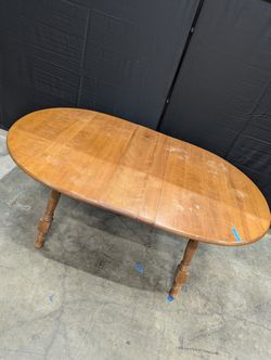 Cambridge Hardwood Oval Extension Dining Table