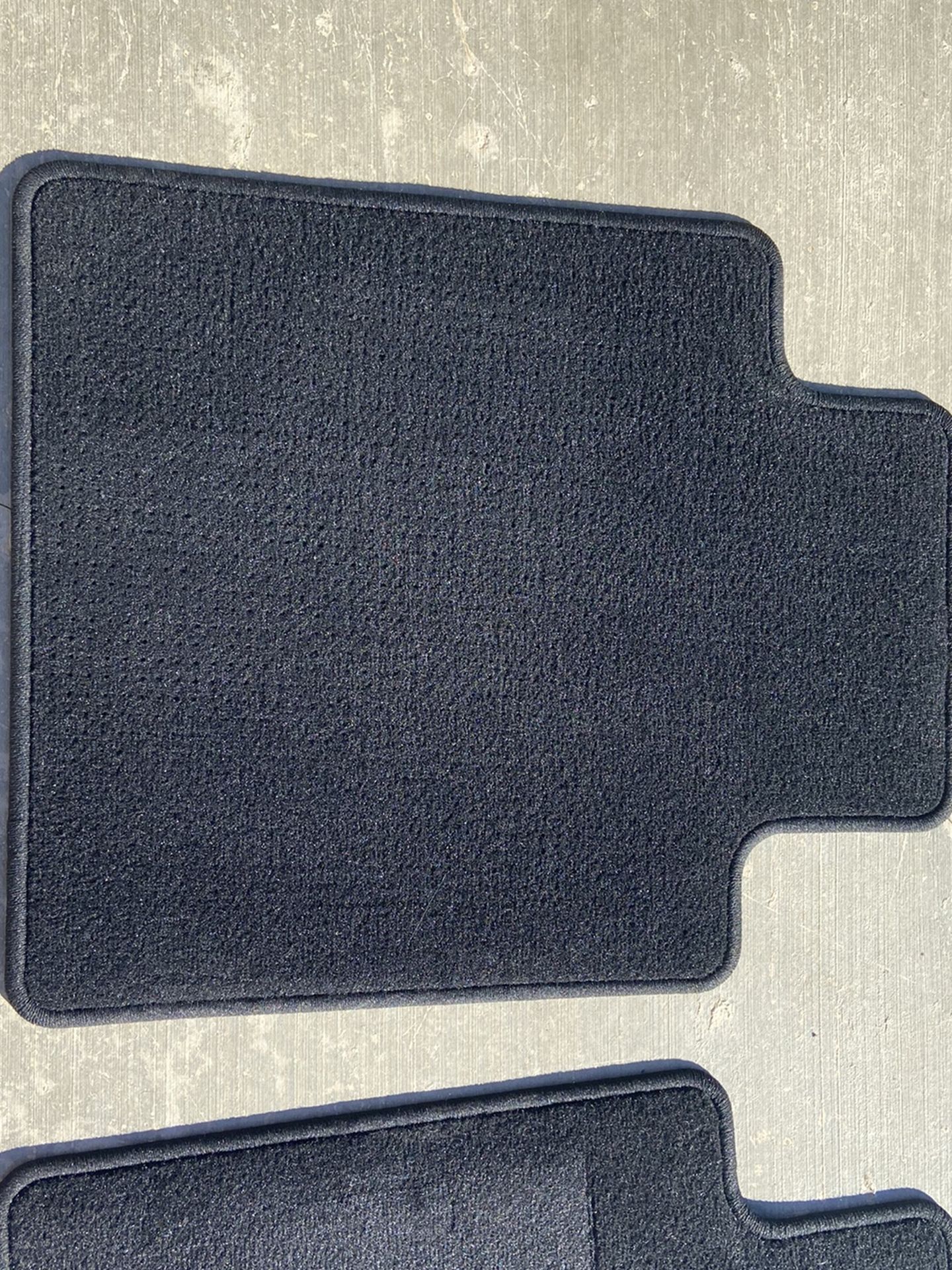 Floor Mats 2018 Ford F250 Crew Can $10 OBO