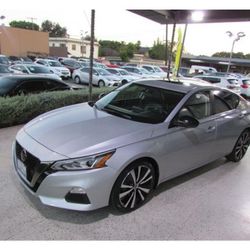 2019 Nissan Altima 2.5 SR 