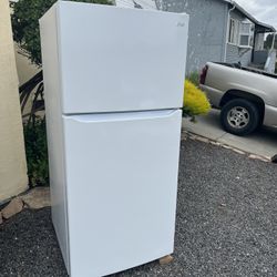 LG refrigerator 