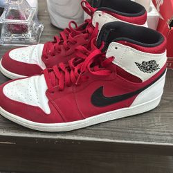 Nike Jordan 1s