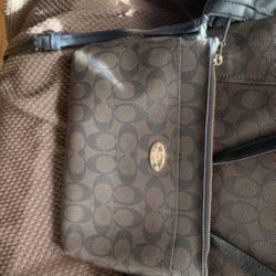 Bolsa Seminueva