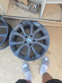 Bmw rims off a 2013 bmw