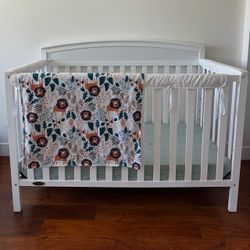 White Crib perfect condition