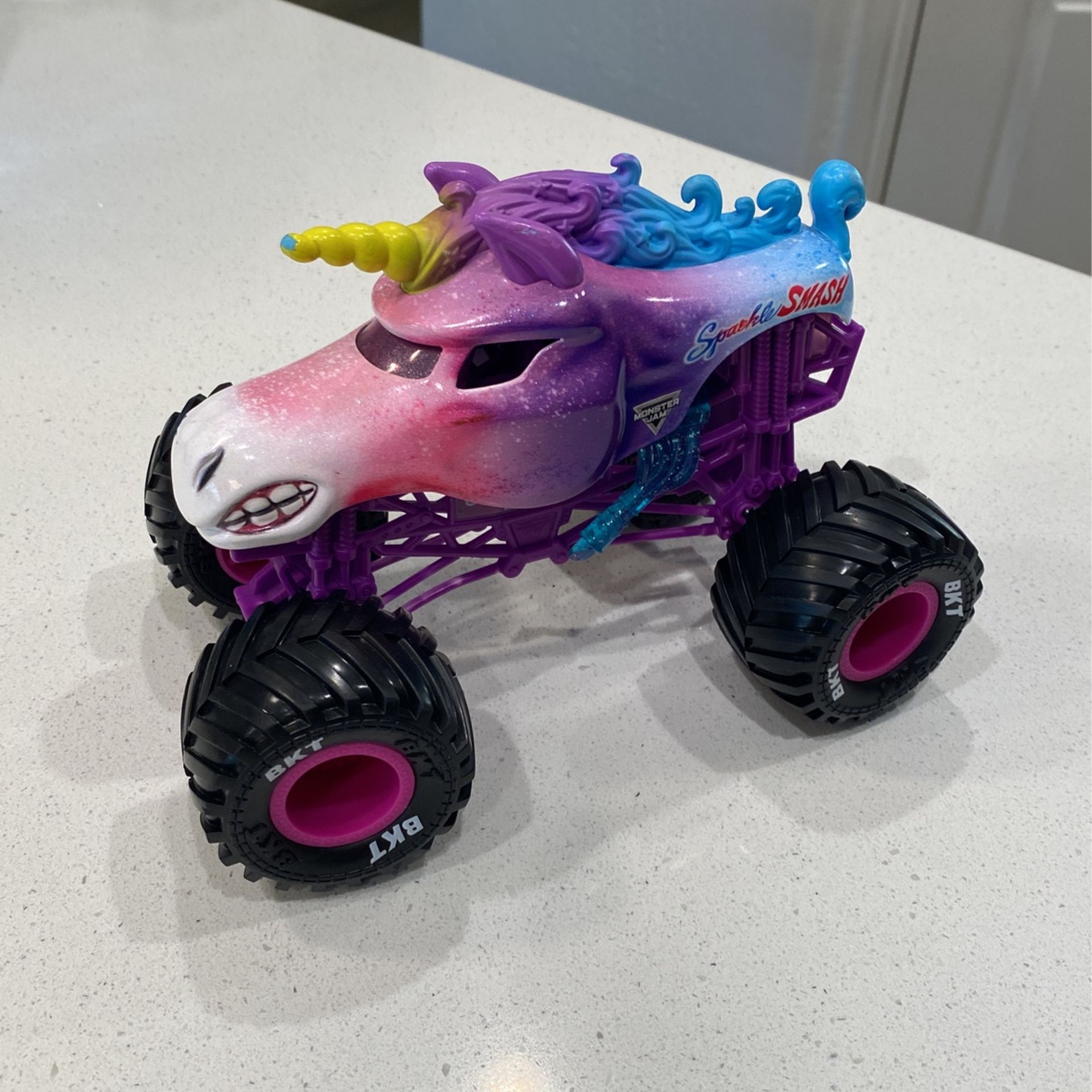 Sparkle Smash Monster Truck