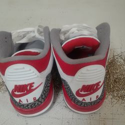 Nike air size 5.5y