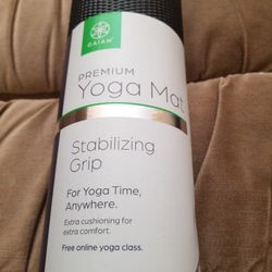  Yoga Mat New  68x24.     5mm  Thick