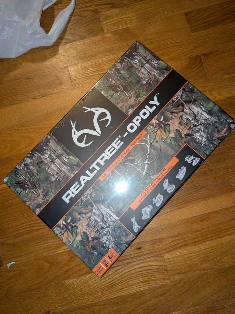 MasterPieces Realtree Opoly Board Game, Collector's Edition Set, for 2-6 Players, for Ages 8+