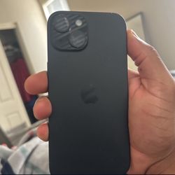 iPhone 15 
