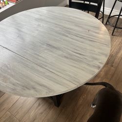 kitchen table with 4 chairs 