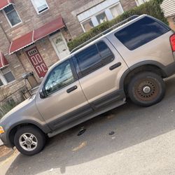2003 Ford Explorer