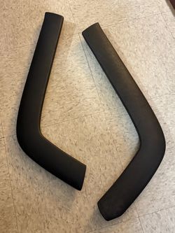 Escalade side center console pieces