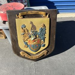 Macpherson Crest