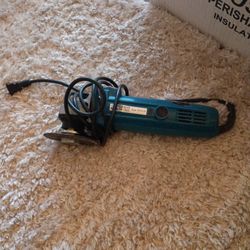 CHICAGO ELECTRIC ANGLE GRINDER 41/2" 