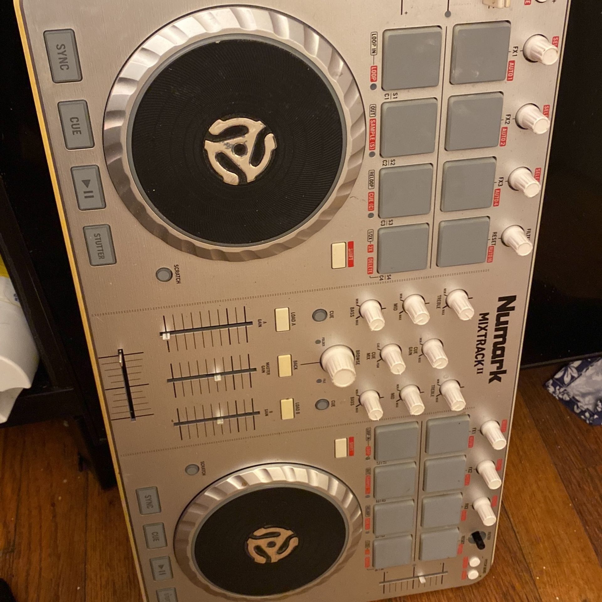 This Is Numark Mixtrack