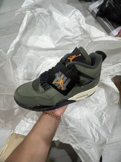 UNDEFEATED JORDAN 4 (2025) SIZE 10.5M
