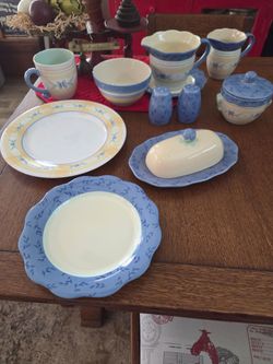 Pfaltzgraff dinnerware