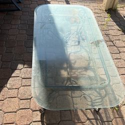 Center Class Table