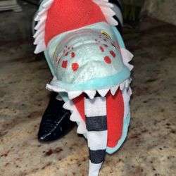 Brand New Franco Collectibles BeetleJuice Sandworm Cuddle Pillow Plush 40-inch.