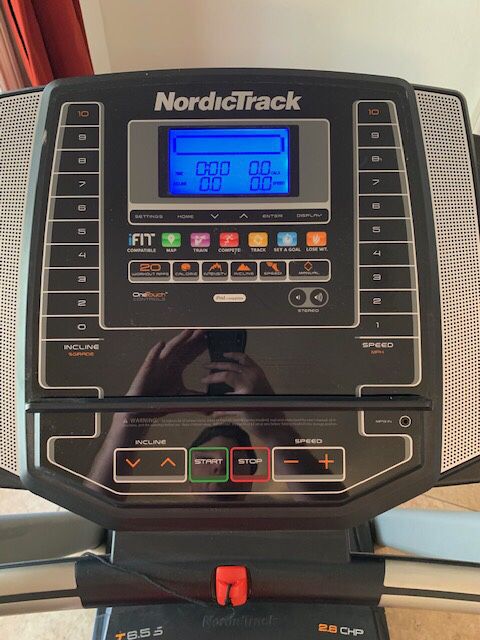 NordicTrack T 6.5 S Treadmill, 2.6 CHP