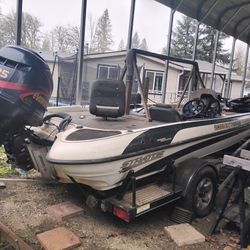 2001 Stratos Bass Boat