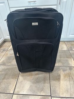 (2) Expandable Soft  Side Suitcases( Price in Description)