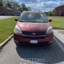 2004 Toyota Sienna