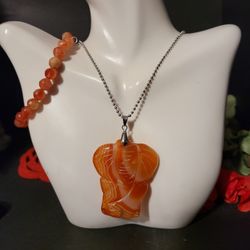 Carnelian Facted Stretch Bracelet With Big Elephant Charm Necklace 