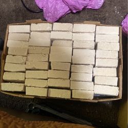 DR SQUATCH SOAP (birch wood breeze)