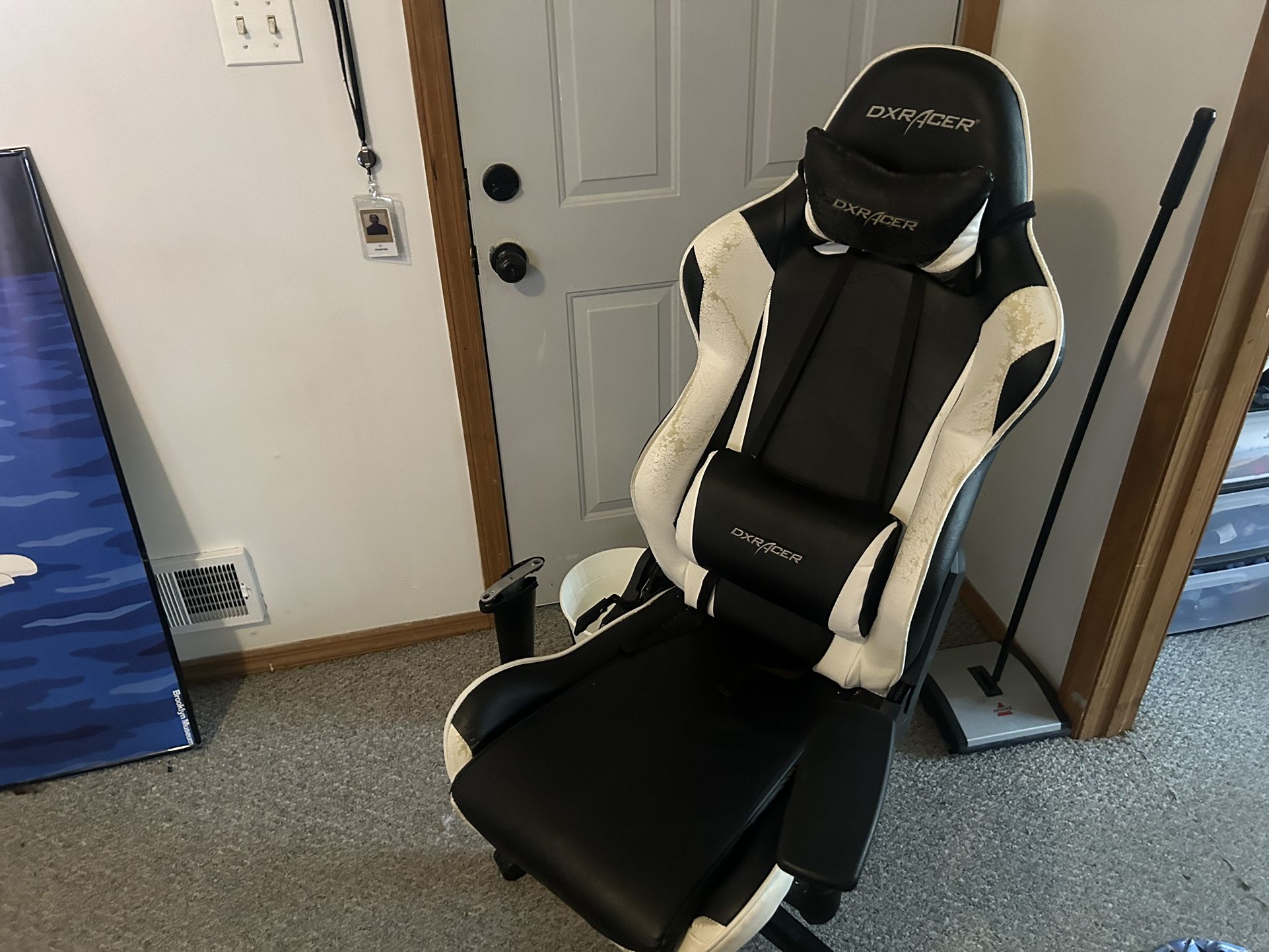 DXRacer Gaming Chair