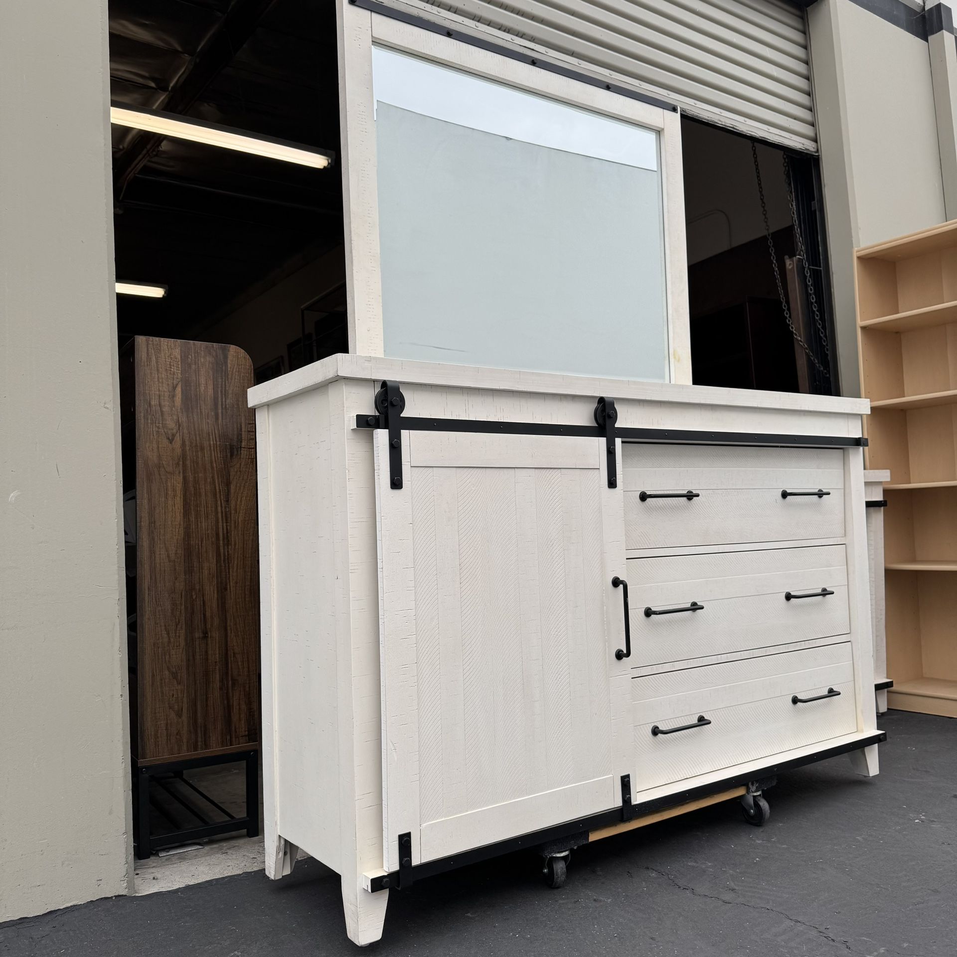 Montana White 5 Drawer Dresser & Mirror with Sliding Door Very Good Condition