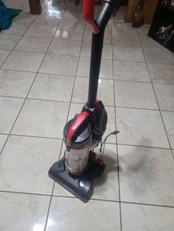 EUREKA VACUUM CLEANER
