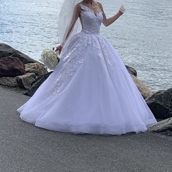 White Wedding Dress Size S
