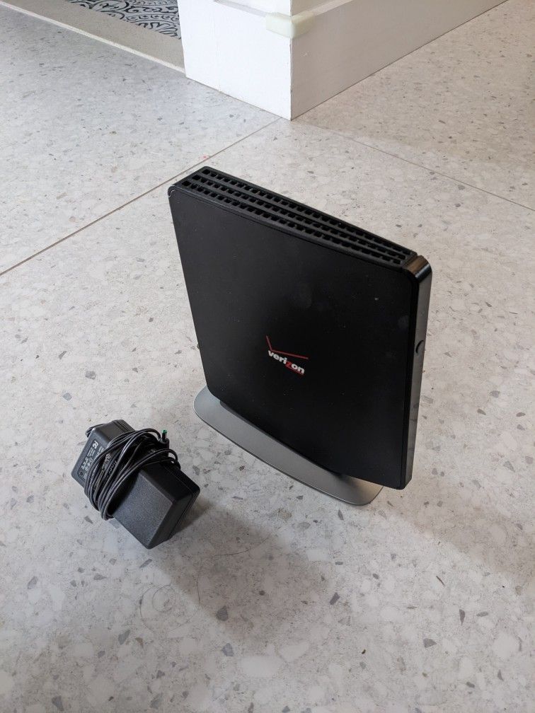 Verizon Fios G1100 WiFi Quantum Gateway Router.