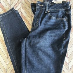 Skinny Curvy Jeans
