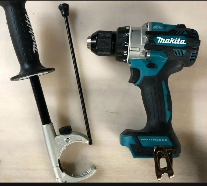 Makita 18V Lithium-Ion Brushless 1/2 In. Cordless Hammer Driver Drill (Tool Only).