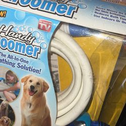 Handy Groomer The All In One Pet Bathing Solution 