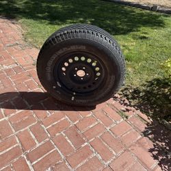 Michelin P235/70R16 104S All Season Tire