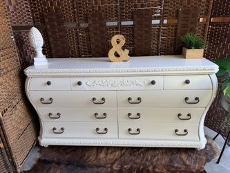 Cream Painted French Provincial Dresser