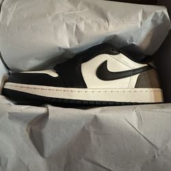 Jordan 1 Mocha Low Size 8.5M