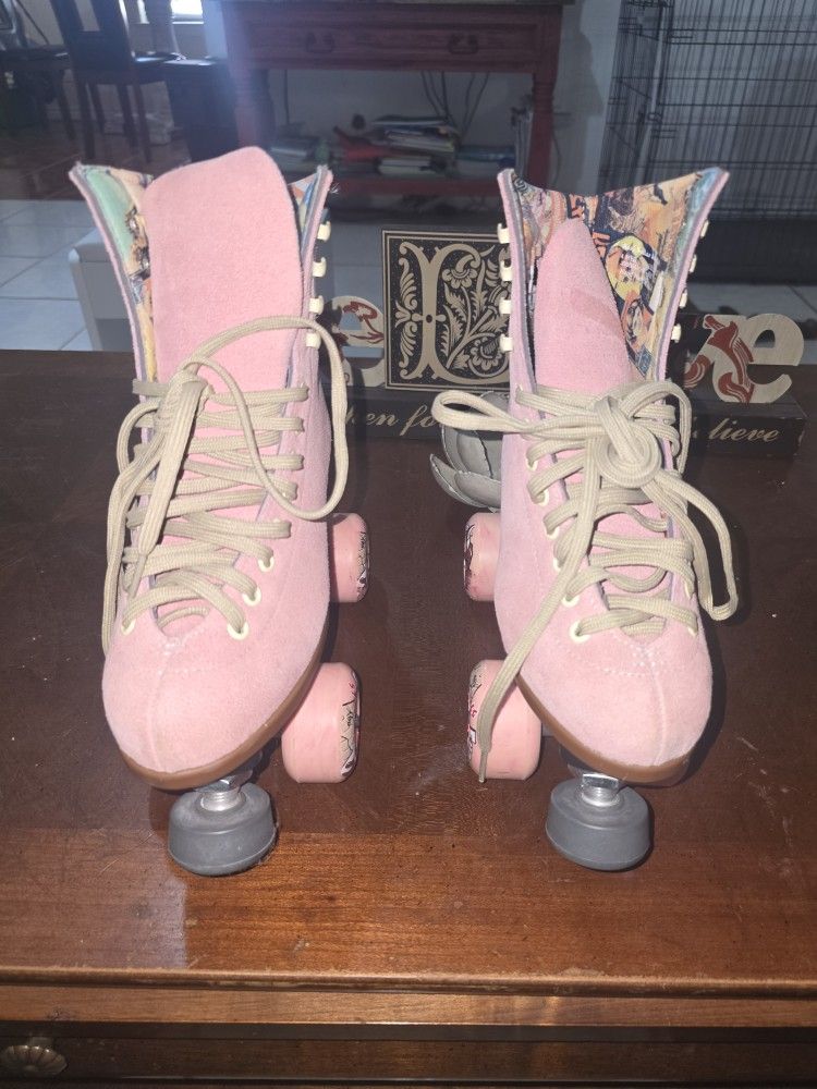 Skates