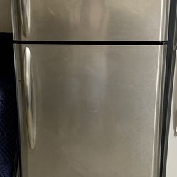 Frigidaire Fridge Refrigerator 