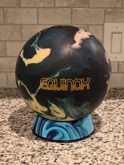 Strom Equinox Bowling Ball 14lbs